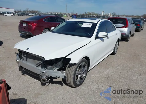 2019 Mercedes-Benz E 300 из США, поврежденный, VIN WDDZF4JB0KA552243